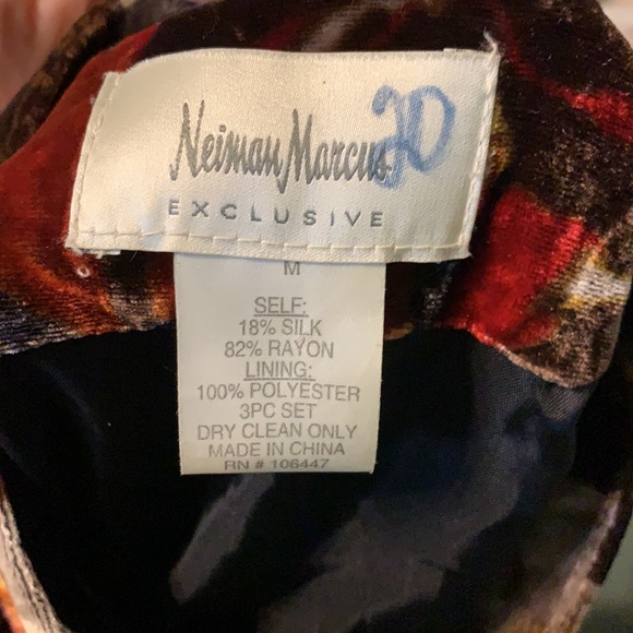 Neiman Marcus Japanese Velour Jacket Women's M - Picture 10 of 10